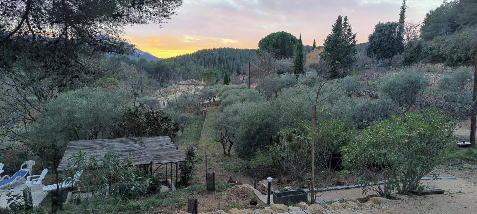 Villa Cigalons En Pleine Pinede Avec Piscine Chauffee De Mai A Septembre Auriol Eksteriør bilde